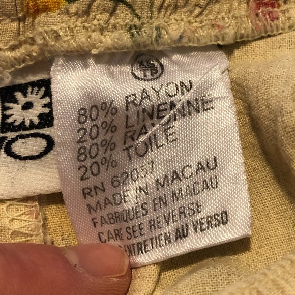 Linen Garden Themed Elastic Waistband Shorts by Line Two - Size XS - Picture 4 of 4